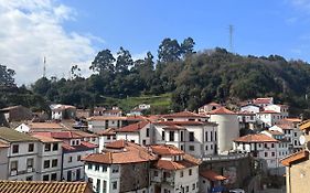 La Austera